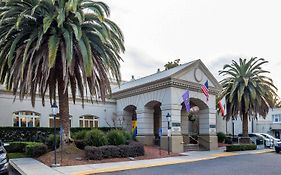 Lions Gate Hotel Sacramento